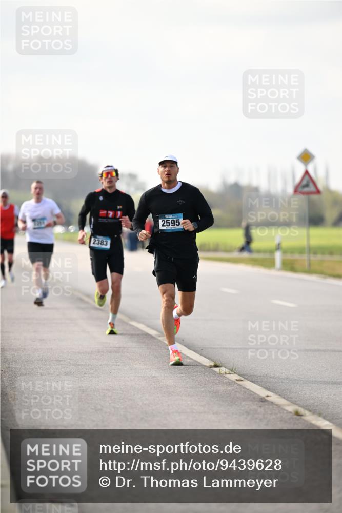 12.04.2026 - 45. Internationalen Wilhelmsburger Insellauf Dr. Thomas Lammeyer http://msf.ph/oto/9439628 12.04.2026 10:02:02 Laufen 2383, 2595 meine-sportfotos.de