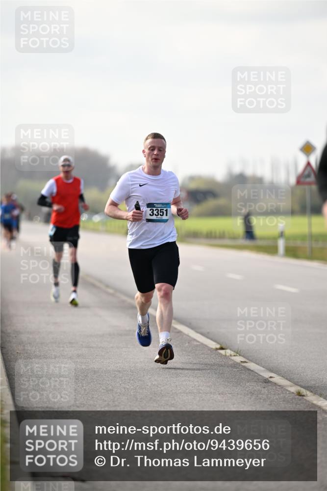 12.04.2026 - 45. Internationalen Wilhelmsburger Insellauf Dr. Thomas Lammeyer http://msf.ph/oto/9439656 12.04.2026 10:02:07 Laufen 3351 meine-sportfotos.de
