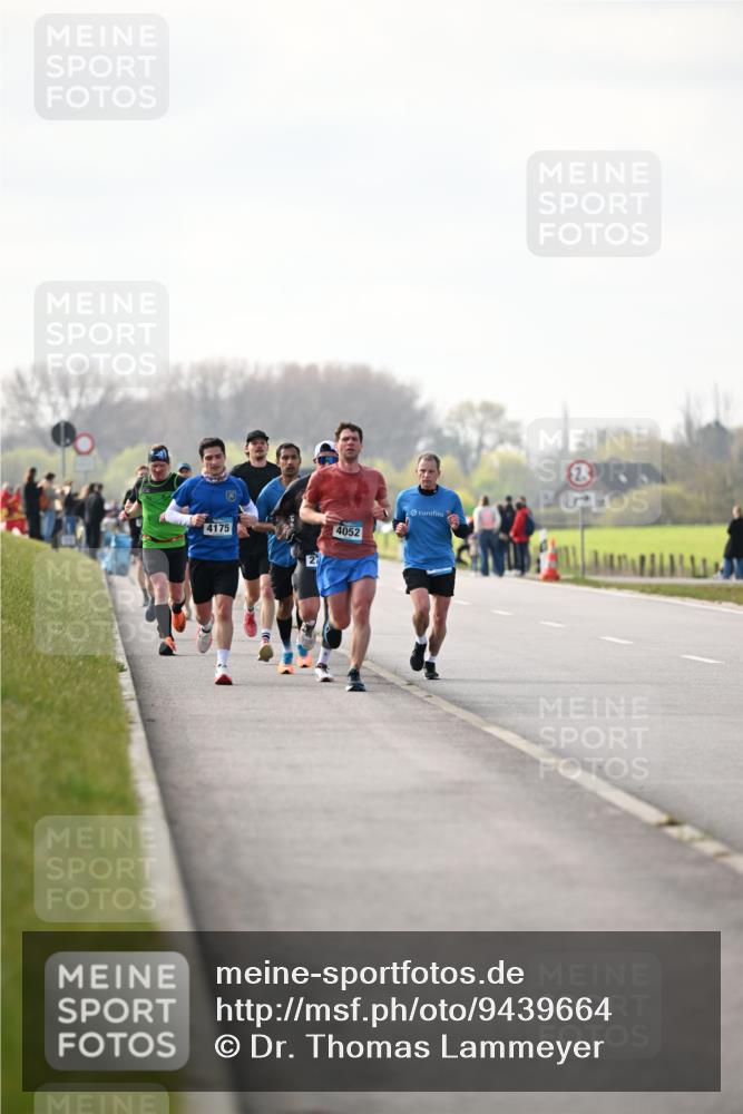 12.04.2026 - 45. Internationalen Wilhelmsburger Insellauf Dr. Thomas Lammeyer http://msf.ph/oto/9439664 12.04.2026 10:02:19 Laufen 4175, 27, 4052 meine-sportfotos.de