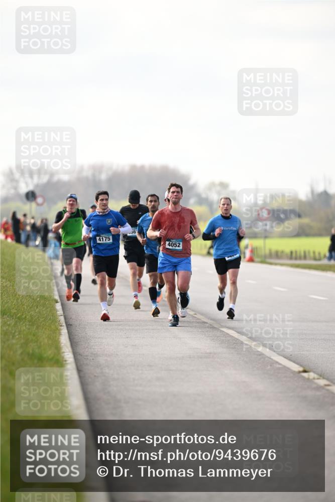 12.04.2026 - 45. Internationalen Wilhelmsburger Insellauf Dr. Thomas Lammeyer http://msf.ph/oto/9439676 12.04.2026 10:02:21 Laufen 4175, 56, 4052 meine-sportfotos.de