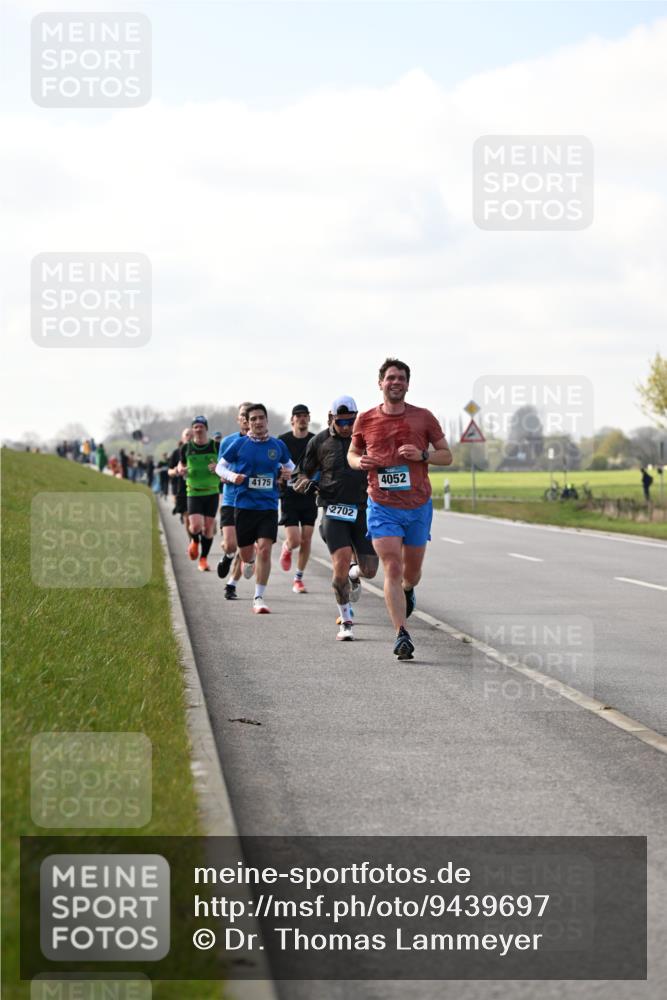 12.04.2026 - 45. Internationalen Wilhelmsburger Insellauf Dr. Thomas Lammeyer http://msf.ph/oto/9439697 12.04.2026 10:02:26 Laufen 4175, 2702, 4052 meine-sportfotos.de