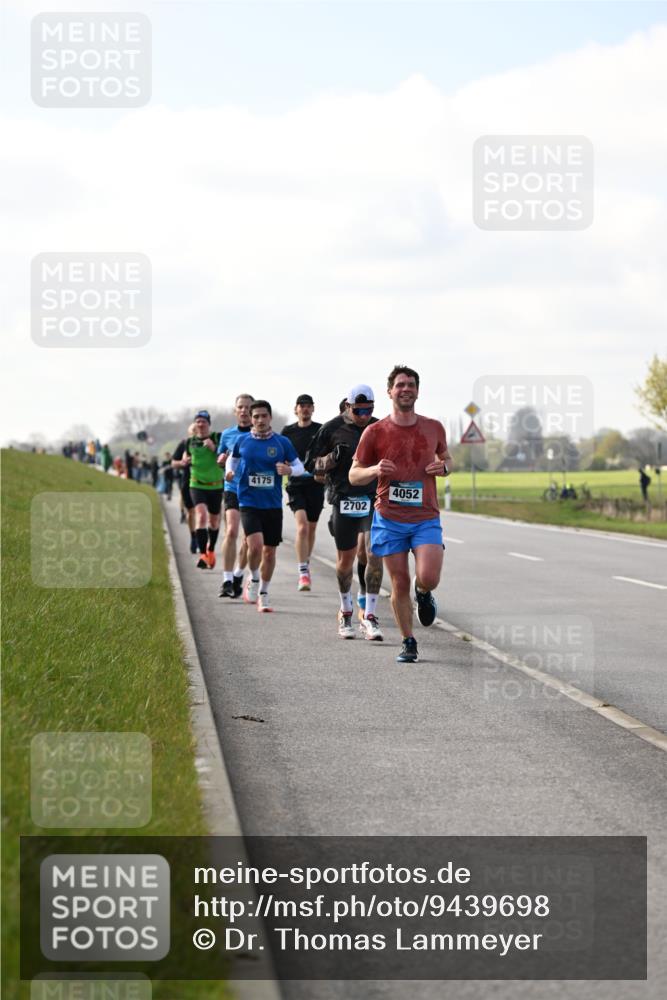 12.04.2026 - 45. Internationalen Wilhelmsburger Insellauf Dr. Thomas Lammeyer http://msf.ph/oto/9439698 12.04.2026 10:02:26 Laufen 4175, 2702, 4052 meine-sportfotos.de