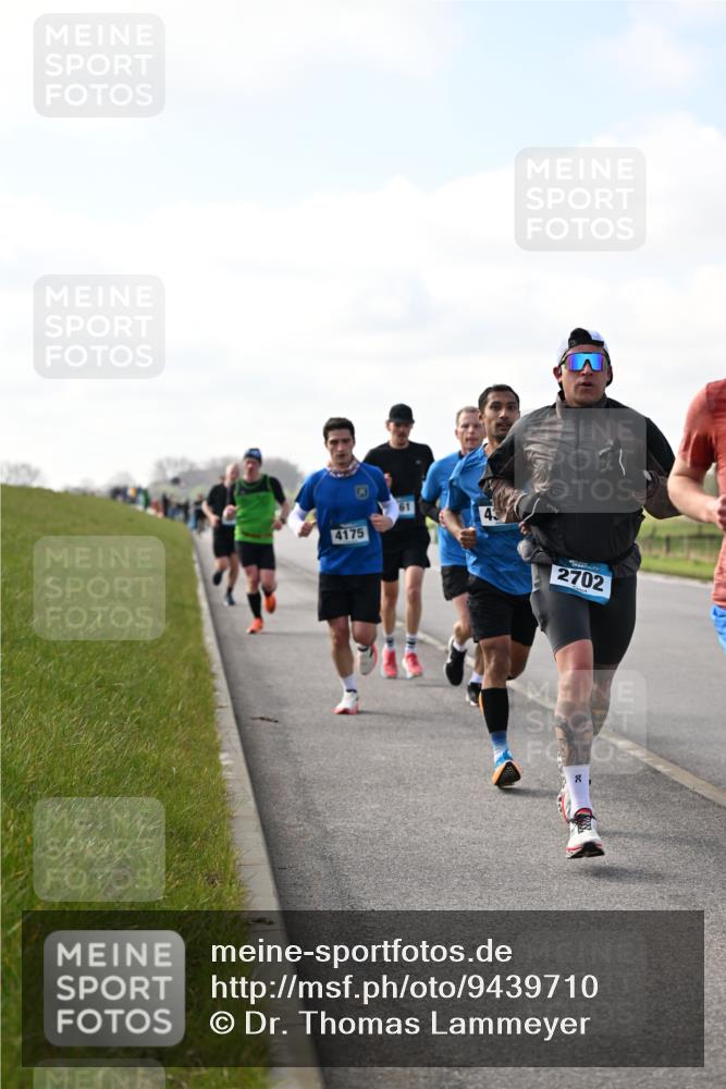 12.04.2026 - 45. Internationalen Wilhelmsburger Insellauf Dr. Thomas Lammeyer http://msf.ph/oto/9439710 12.04.2026 10:02:28 Laufen 4175, 61, 2702, 8 meine-sportfotos.de
