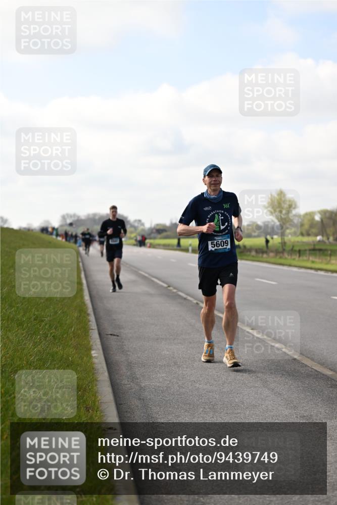 12.04.2026 - 45. Internationalen Wilhelmsburger Insellauf Dr. Thomas Lammeyer http://msf.ph/oto/9439749 12.04.2026 10:02:35 Laufen 361, 5609 meine-sportfotos.de