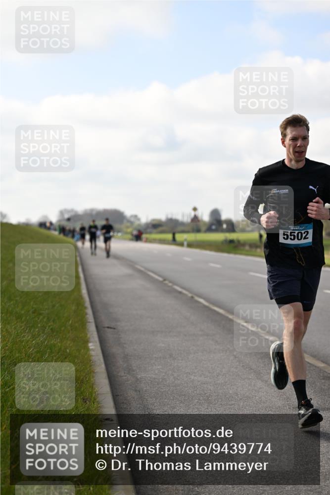 12.04.2026 - 45. Internationalen Wilhelmsburger Insellauf Dr. Thomas Lammeyer http://msf.ph/oto/9439774 12.04.2026 10:02:39 Laufen 4, 5502 meine-sportfotos.de