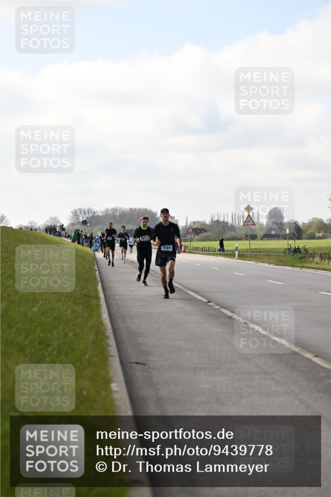 12.04.2026 - 45. Internationalen Wilhelmsburger Insellauf Dr. Thomas Lammeyer http://msf.ph/oto/9439778 12.04.2026 10:02:44 Laufen 467, 5569, 2 meine-sportfotos.de