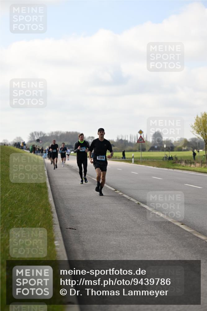 12.04.2026 - 45. Internationalen Wilhelmsburger Insellauf Dr. Thomas Lammeyer http://msf.ph/oto/9439786 12.04.2026 10:02:45 Laufen 4673, 5569 meine-sportfotos.de