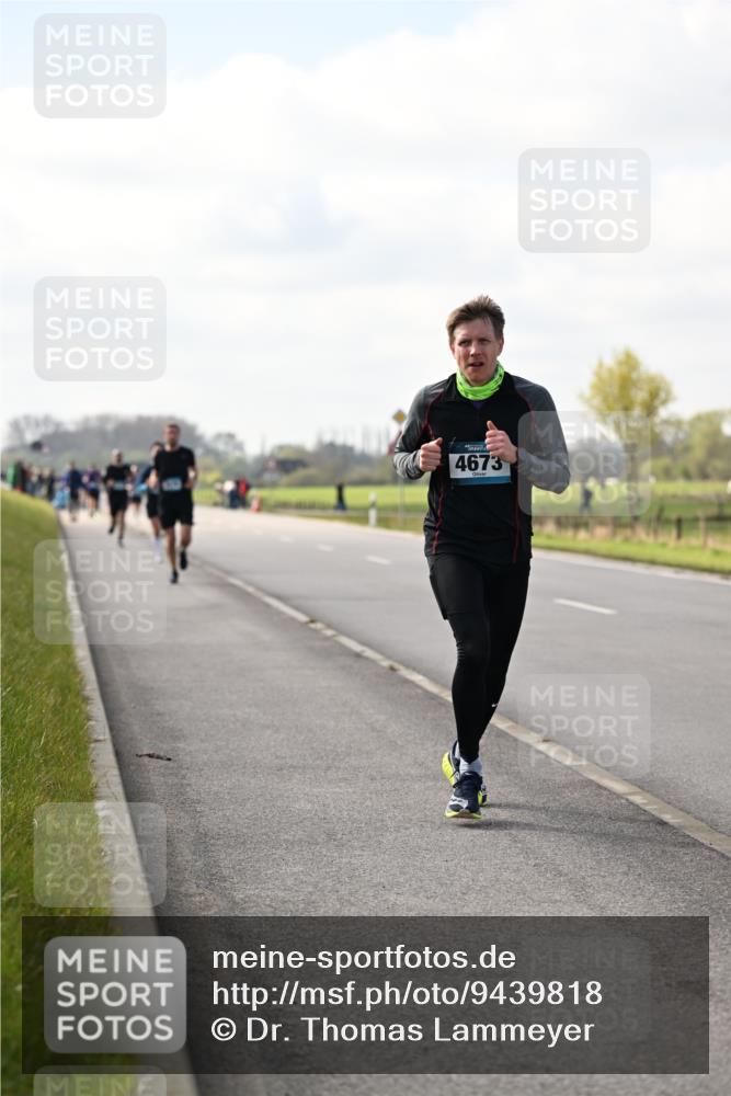 12.04.2026 - 45. Internationalen Wilhelmsburger Insellauf Dr. Thomas Lammeyer http://msf.ph/oto/9439818 12.04.2026 10:02:50 Laufen 4673 meine-sportfotos.de