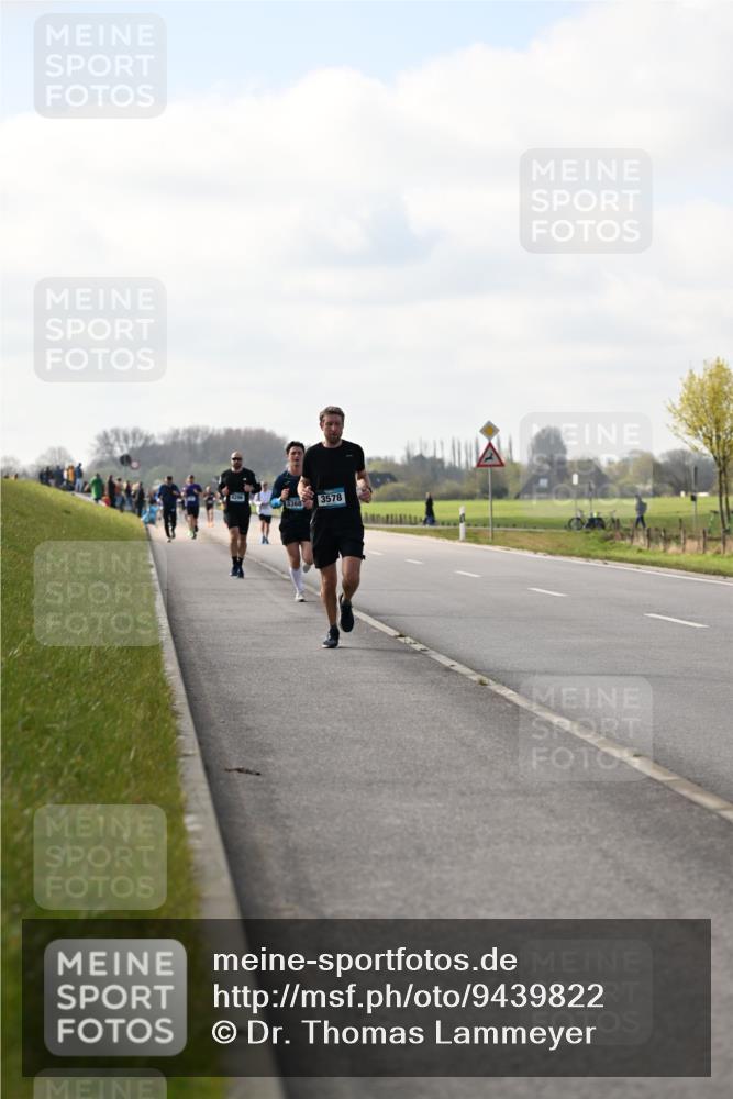 12.04.2026 - 45. Internationalen Wilhelmsburger Insellauf Dr. Thomas Lammeyer http://msf.ph/oto/9439822 12.04.2026 10:02:53 Laufen 4296, 3578 meine-sportfotos.de