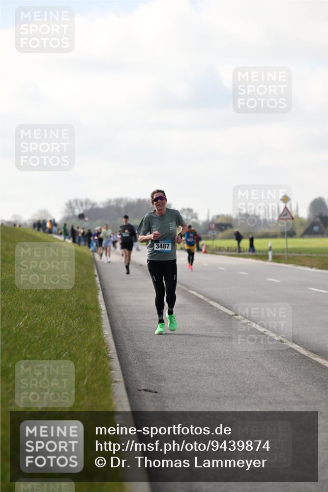 12.04.2026 - 45. Internationalen Wilhelmsburger Insellauf Dr. Thomas Lammeyer http://msf.ph/oto/9439874 12.04.2026 10:03:11 Laufen 3487 meine-sportfotos.de