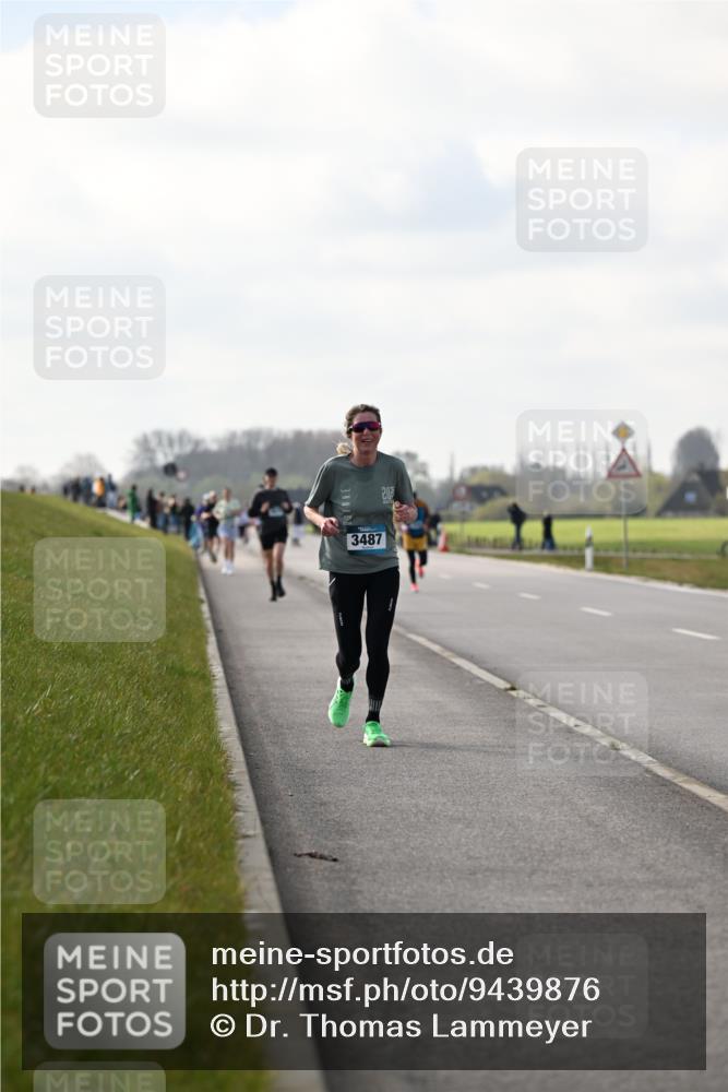 12.04.2026 - 45. Internationalen Wilhelmsburger Insellauf Dr. Thomas Lammeyer http://msf.ph/oto/9439876 12.04.2026 10:03:11 Laufen 3487 meine-sportfotos.de