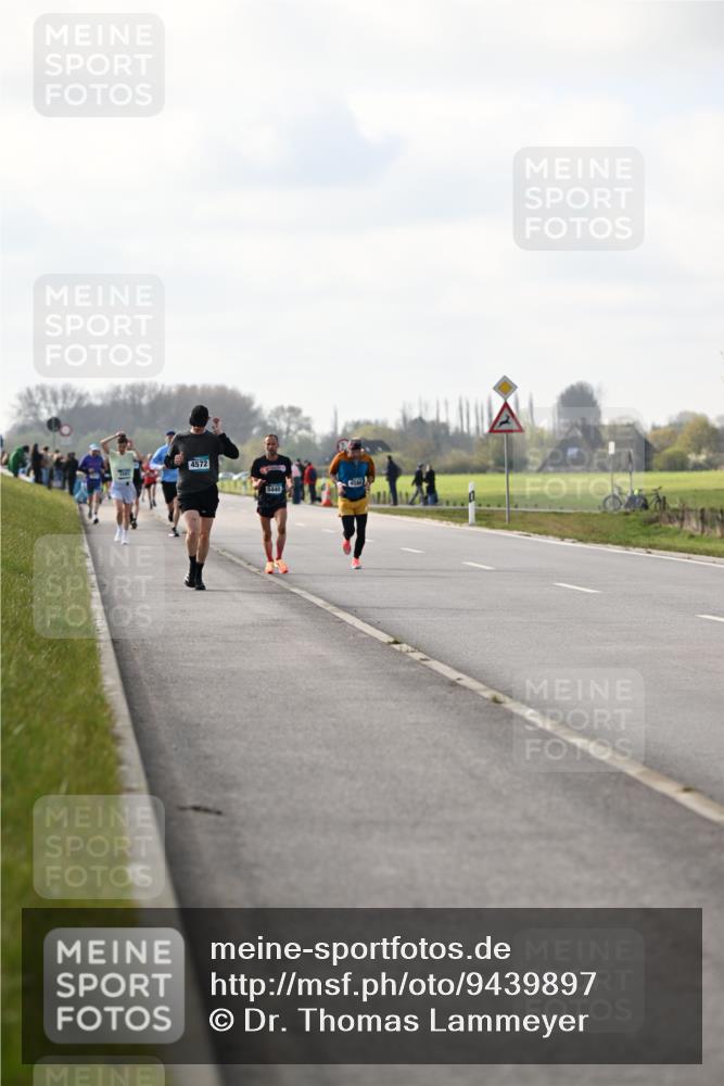 12.04.2026 - 45. Internationalen Wilhelmsburger Insellauf Dr. Thomas Lammeyer http://msf.ph/oto/9439897 12.04.2026 10:03:15 Laufen 4572, 5440 meine-sportfotos.de