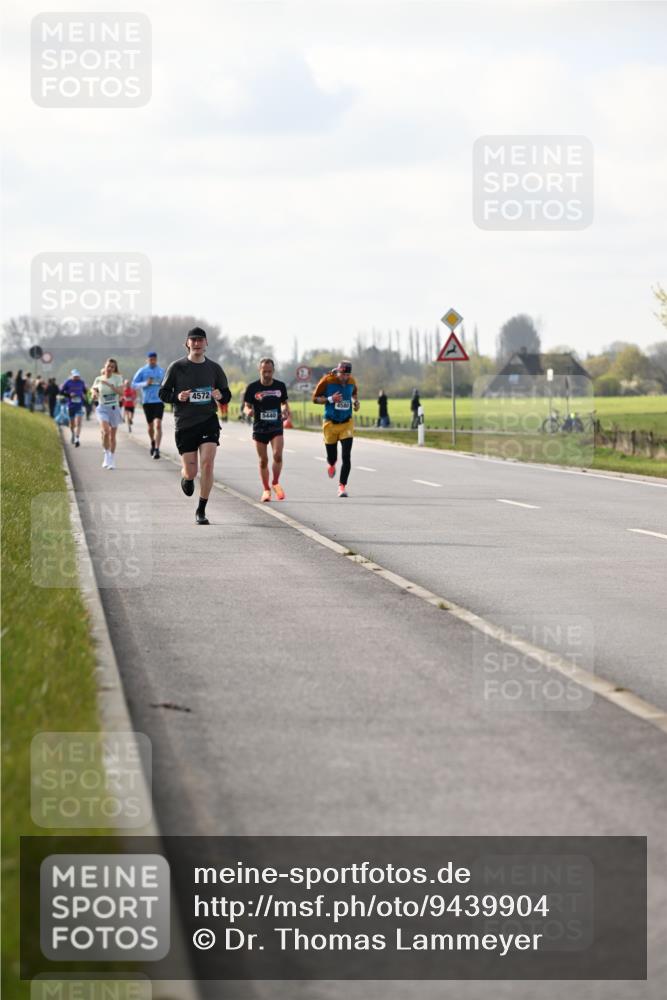 12.04.2026 - 45. Internationalen Wilhelmsburger Insellauf Dr. Thomas Lammeyer http://msf.ph/oto/9439904 12.04.2026 10:03:16 Laufen 4572, 5440, 4580 meine-sportfotos.de