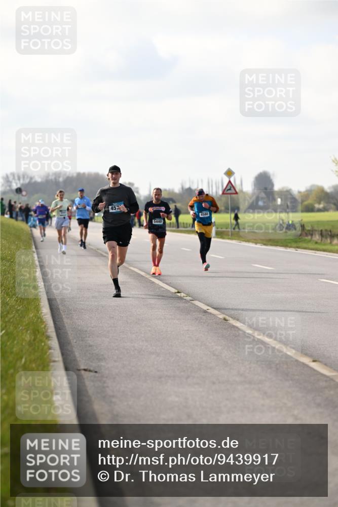 12.04.2026 - 45. Internationalen Wilhelmsburger Insellauf Dr. Thomas Lammeyer http://msf.ph/oto/9439917 12.04.2026 10:03:18 Laufen 457, 5440, 4580 meine-sportfotos.de