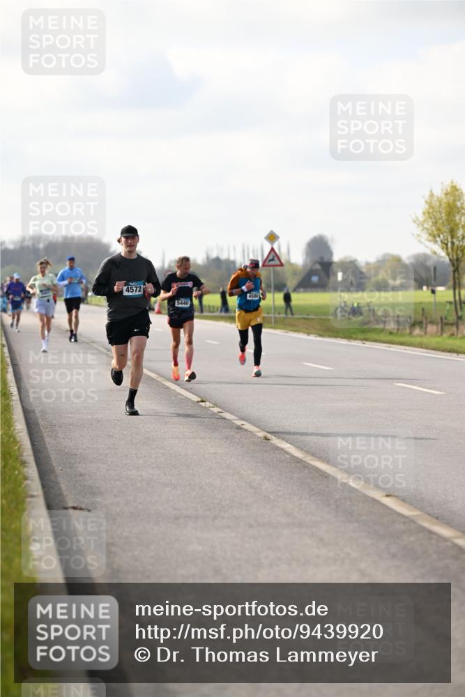 12.04.2026 - 45. Internationalen Wilhelmsburger Insellauf Dr. Thomas Lammeyer http://msf.ph/oto/9439920 12.04.2026 10:03:19 Laufen 4572, 5440, 4580 meine-sportfotos.de