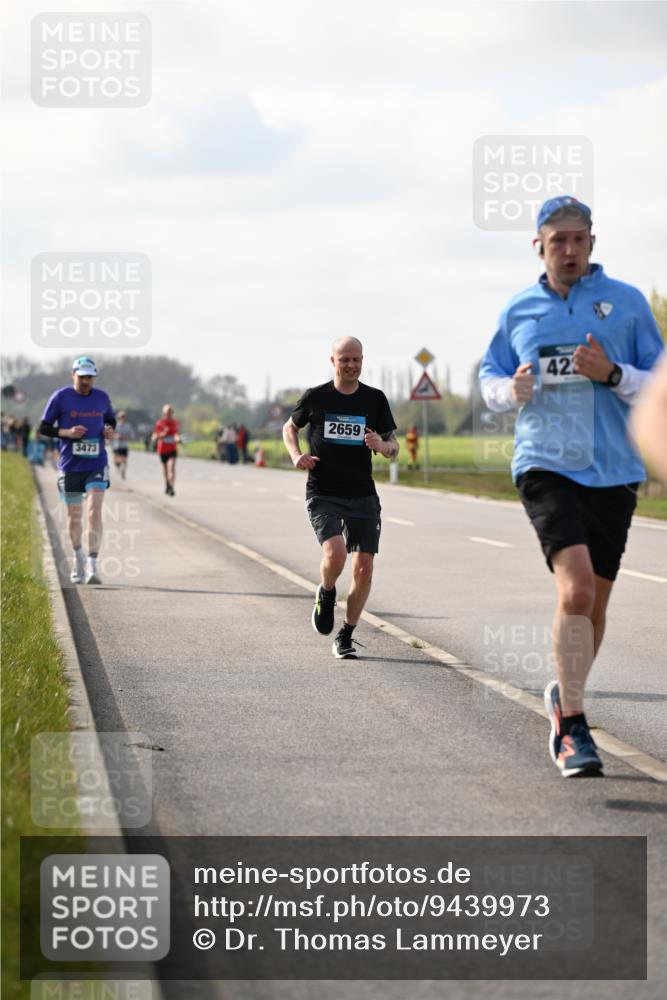 12.04.2026 - 45. Internationalen Wilhelmsburger Insellauf Dr. Thomas Lammeyer http://msf.ph/oto/9439973 12.04.2026 10:03:30 Laufen 2659, 3473, 42 meine-sportfotos.de