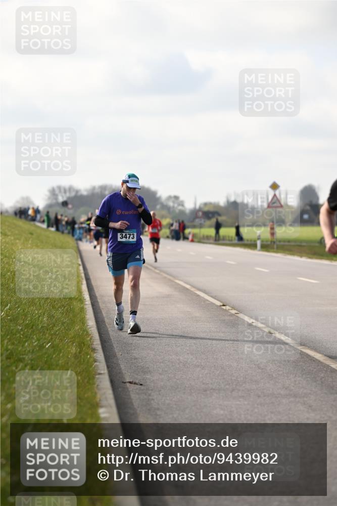 12.04.2026 - 45. Internationalen Wilhelmsburger Insellauf Dr. Thomas Lammeyer http://msf.ph/oto/9439982 12.04.2026 10:03:32 Laufen 3473 meine-sportfotos.de
