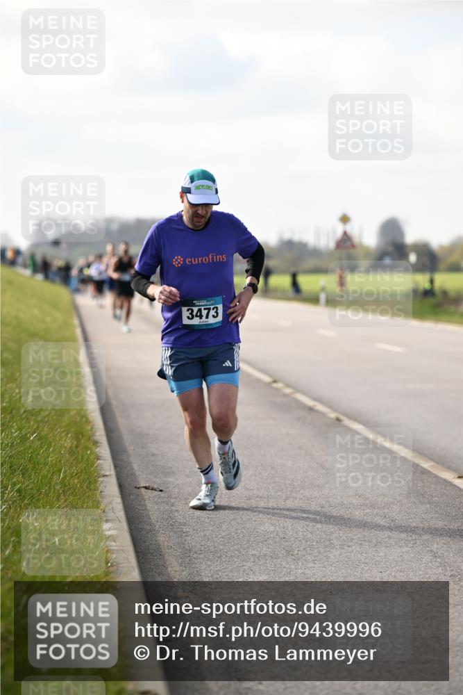 12.04.2026 - 45. Internationalen Wilhelmsburger Insellauf Dr. Thomas Lammeyer http://msf.ph/oto/9439996 12.04.2026 10:03:34 Laufen 3473 meine-sportfotos.de