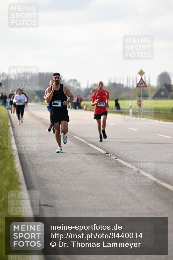 12.04.2026 - 45. Internationalen Wilhelmsburger Insellauf Dr. Thomas Lammeyer http://msf.ph/oto/9440014 12.04.2026 10:03:39 Laufen 4061, 4528 meine-sportfotos.de