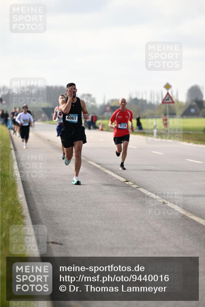 12.04.2026 - 45. Internationalen Wilhelmsburger Insellauf Dr. Thomas Lammeyer http://msf.ph/oto/9440016 12.04.2026 10:03:39 Laufen 4061, 4528 meine-sportfotos.de