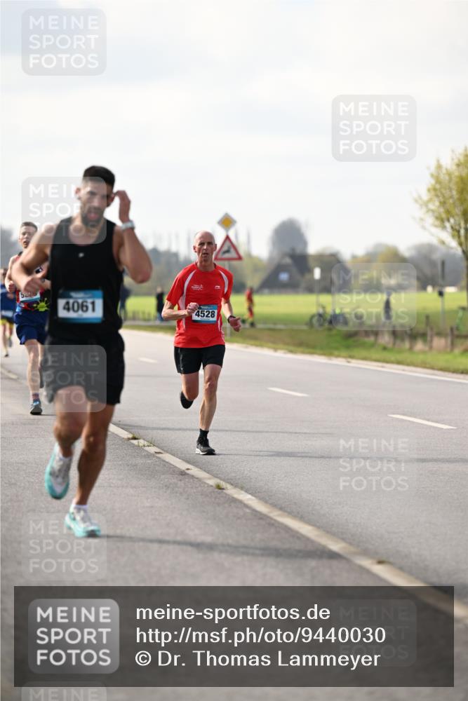 12.04.2026 - 45. Internationalen Wilhelmsburger Insellauf Dr. Thomas Lammeyer http://msf.ph/oto/9440030 12.04.2026 10:03:41 Laufen 4061, 11, 4528 meine-sportfotos.de