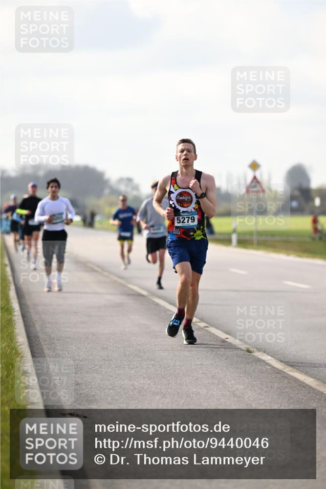 12.04.2026 - 45. Internationalen Wilhelmsburger Insellauf Dr. Thomas Lammeyer http://msf.ph/oto/9440046 12.04.2026 10:03:44 Laufen 5279, 2016 meine-sportfotos.de