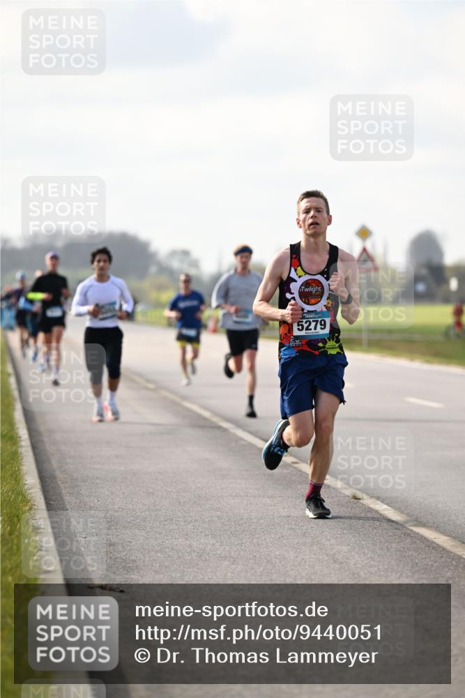 12.04.2026 - 45. Internationalen Wilhelmsburger Insellauf Dr. Thomas Lammeyer http://msf.ph/oto/9440051 12.04.2026 10:03:45 Laufen 5279 meine-sportfotos.de