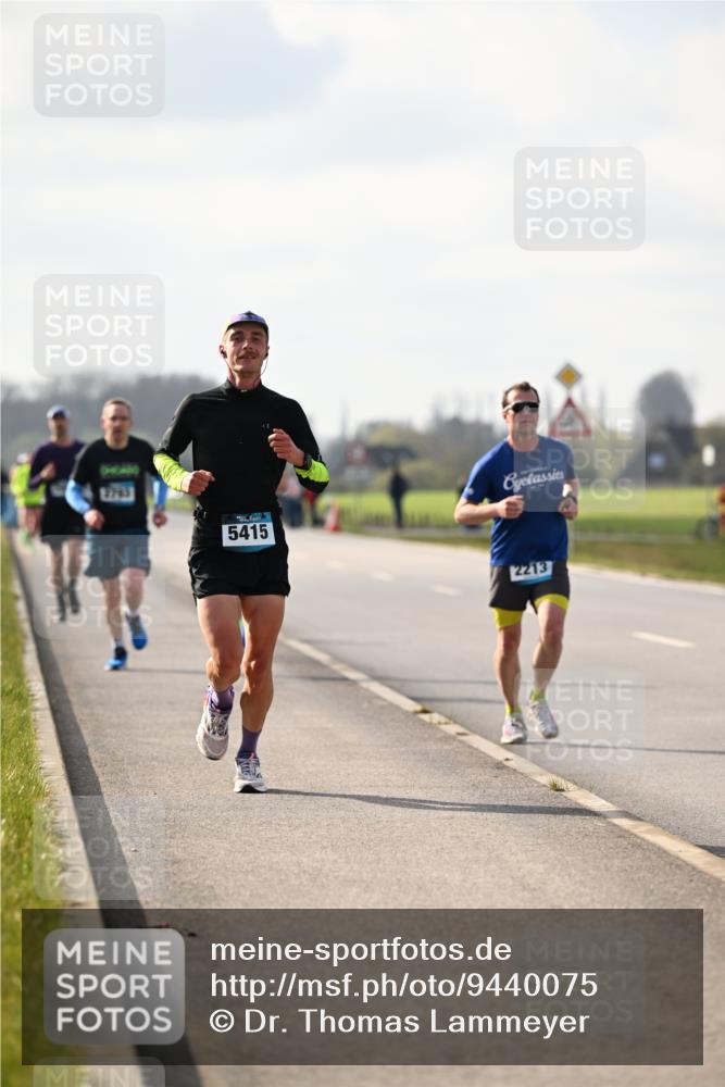 12.04.2026 - 45. Internationalen Wilhelmsburger Insellauf Dr. Thomas Lammeyer http://msf.ph/oto/9440075 12.04.2026 10:03:51 Laufen 3765, 5415, 2213 meine-sportfotos.de