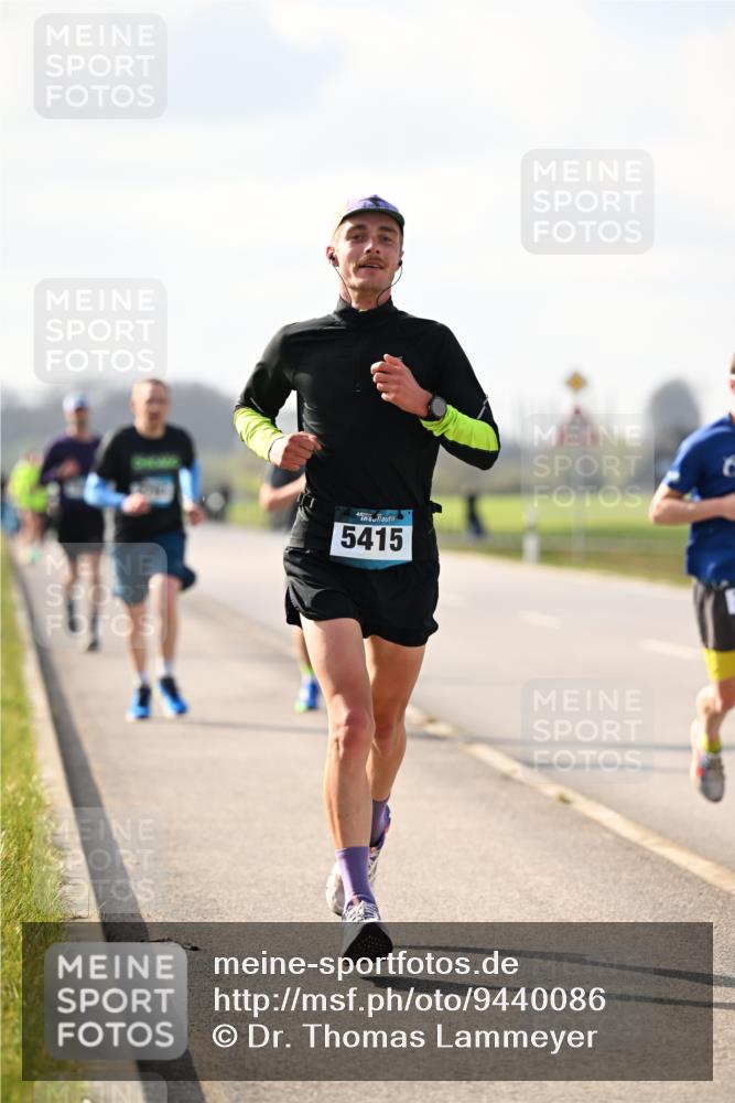 12.04.2026 - 45. Internationalen Wilhelmsburger Insellauf Dr. Thomas Lammeyer http://msf.ph/oto/9440086 12.04.2026 10:03:53 Laufen 5415 meine-sportfotos.de