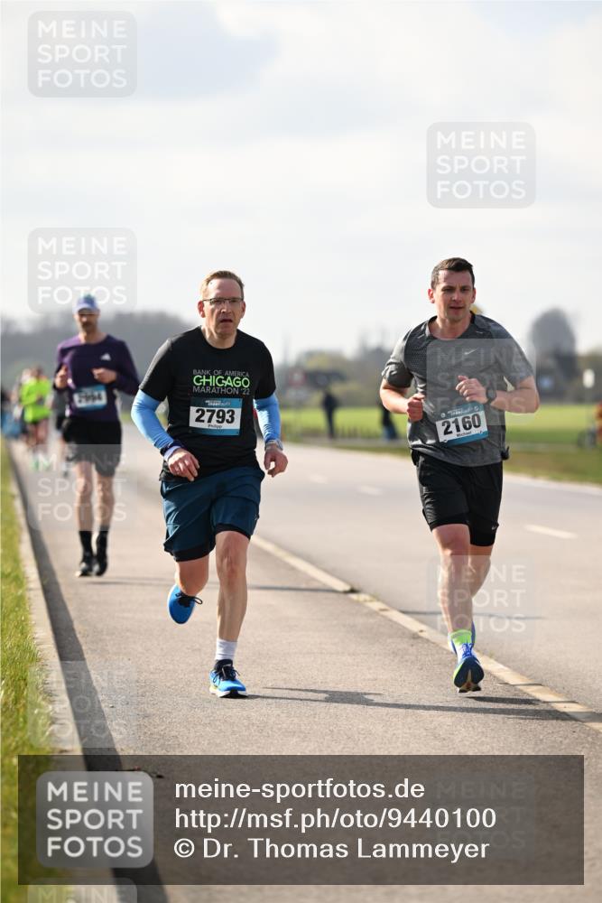 12.04.2026 - 45. Internationalen Wilhelmsburger Insellauf Dr. Thomas Lammeyer http://msf.ph/oto/9440100 12.04.2026 10:03:55 Laufen 22, 2793, 2160 meine-sportfotos.de