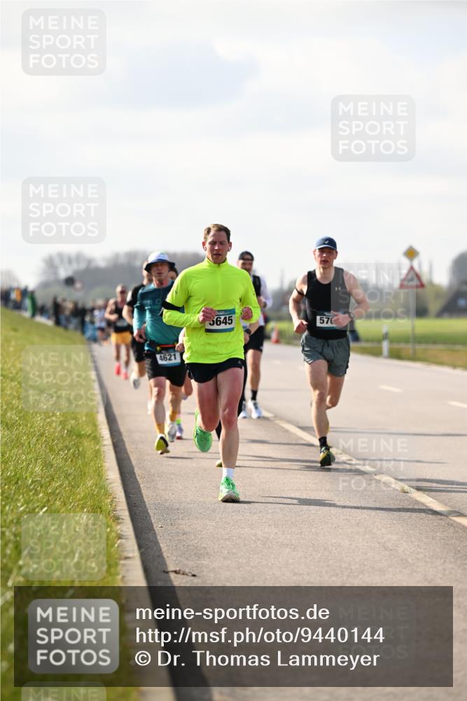 12.04.2026 - 45. Internationalen Wilhelmsburger Insellauf Dr. Thomas Lammeyer http://msf.ph/oto/9440144 12.04.2026 10:04:08 Laufen 4621, 5645, 570 meine-sportfotos.de