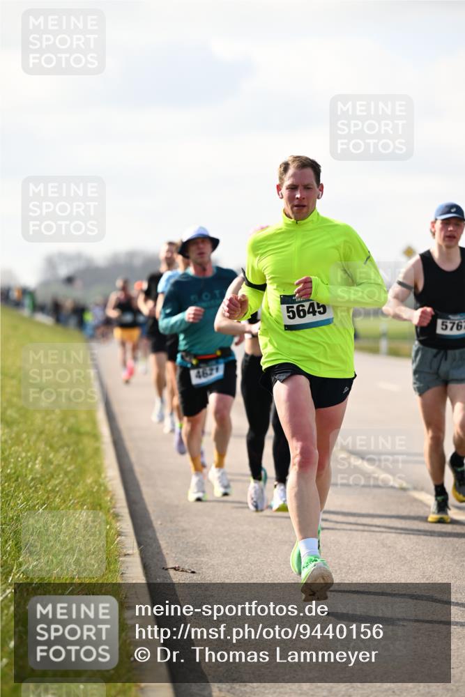 12.04.2026 - 45. Internationalen Wilhelmsburger Insellauf Dr. Thomas Lammeyer http://msf.ph/oto/9440156 12.04.2026 10:04:10 Laufen 5645, 576 meine-sportfotos.de