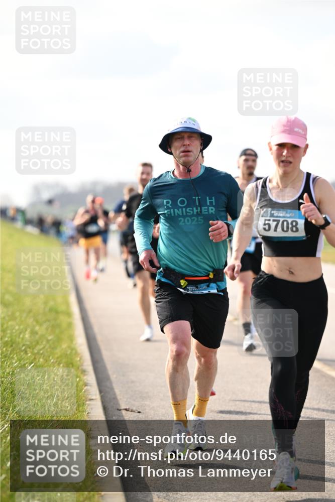 12.04.2026 - 45. Internationalen Wilhelmsburger Insellauf Dr. Thomas Lammeyer http://msf.ph/oto/9440165 12.04.2026 10:04:11 Laufen 2025, 5708, 45 meine-sportfotos.de