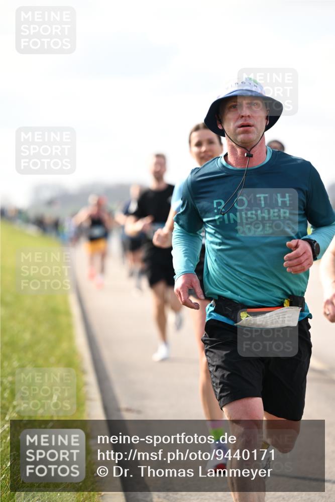 12.04.2026 - 45. Internationalen Wilhelmsburger Insellauf Dr. Thomas Lammeyer http://msf.ph/oto/9440171 12.04.2026 10:04:12 Laufen 2025 meine-sportfotos.de