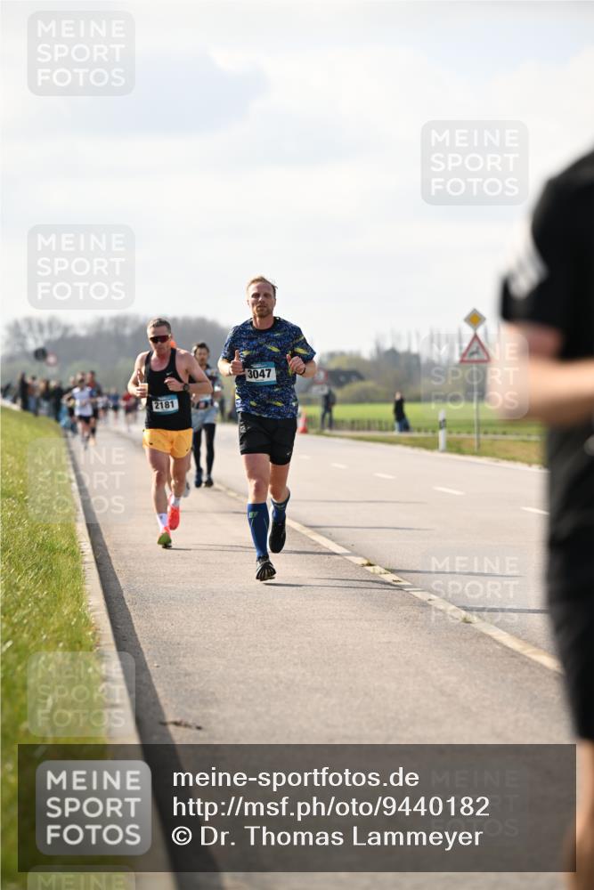 12.04.2026 - 45. Internationalen Wilhelmsburger Insellauf Dr. Thomas Lammeyer http://msf.ph/oto/9440182 12.04.2026 10:04:15 Laufen 2181, 3047 meine-sportfotos.de