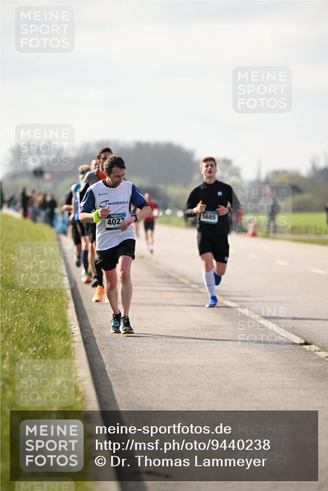 12.04.2026 - 45. Internationalen Wilhelmsburger Insellauf Dr. Thomas Lammeyer http://msf.ph/oto/9440238 12.04.2026 10:04:30 Laufen 4027, 5685 meine-sportfotos.de