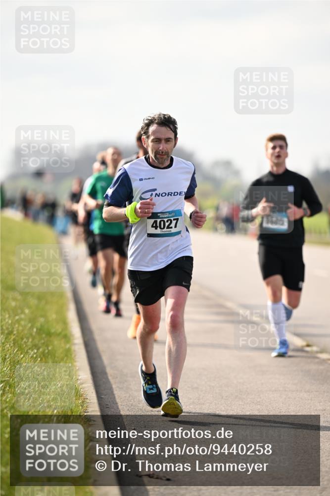 12.04.2026 - 45. Internationalen Wilhelmsburger Insellauf Dr. Thomas Lammeyer http://msf.ph/oto/9440258 12.04.2026 10:04:33 Laufen 4027, 5685 meine-sportfotos.de