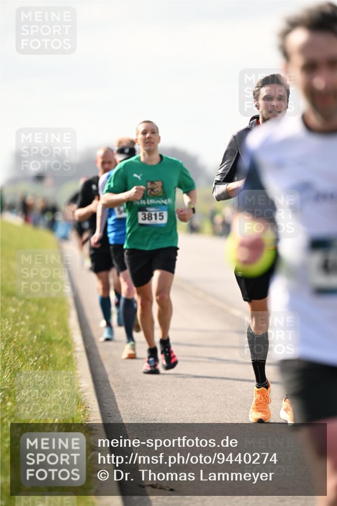 12.04.2026 - 45. Internationalen Wilhelmsburger Insellauf Dr. Thomas Lammeyer http://msf.ph/oto/9440274 12.04.2026 10:04:36 Laufen 3815 meine-sportfotos.de