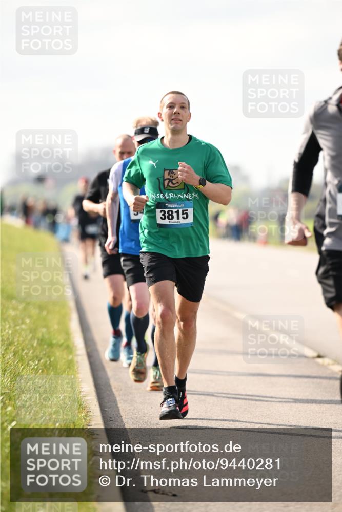 12.04.2026 - 45. Internationalen Wilhelmsburger Insellauf Dr. Thomas Lammeyer http://msf.ph/oto/9440281 12.04.2026 10:04:37 Laufen 45, 3815 meine-sportfotos.de