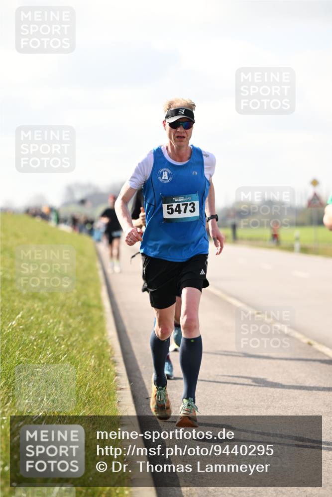 12.04.2026 - 45. Internationalen Wilhelmsburger Insellauf Dr. Thomas Lammeyer http://msf.ph/oto/9440295 12.04.2026 10:04:39 Laufen 30, 5473 meine-sportfotos.de