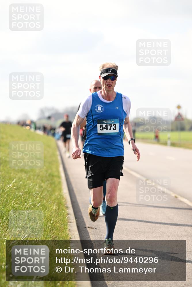 12.04.2026 - 45. Internationalen Wilhelmsburger Insellauf Dr. Thomas Lammeyer http://msf.ph/oto/9440296 12.04.2026 10:04:39 Laufen 45, 5473 meine-sportfotos.de