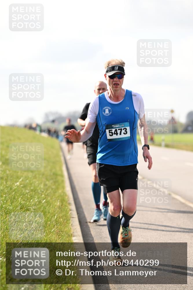 12.04.2026 - 45. Internationalen Wilhelmsburger Insellauf Dr. Thomas Lammeyer http://msf.ph/oto/9440299 12.04.2026 10:04:40 Laufen 30, 5473 meine-sportfotos.de