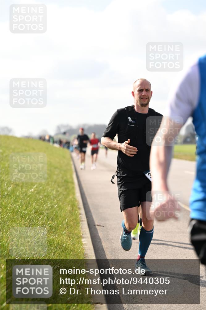 12.04.2026 - 45. Internationalen Wilhelmsburger Insellauf Dr. Thomas Lammeyer http://msf.ph/oto/9440305 12.04.2026 10:04:41 Laufen 12 meine-sportfotos.de