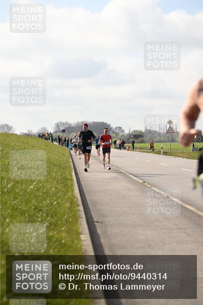 12.04.2026 - 45. Internationalen Wilhelmsburger Insellauf Dr. Thomas Lammeyer http://msf.ph/oto/9440314 12.04.2026 10:04:43 Laufen 5344, 144 meine-sportfotos.de