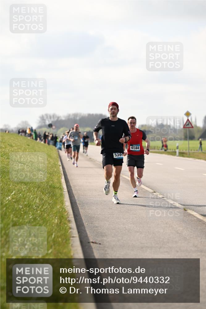 12.04.2026 - 45. Internationalen Wilhelmsburger Insellauf Dr. Thomas Lammeyer http://msf.ph/oto/9440332 12.04.2026 10:04:46 Laufen 5344, 4144 meine-sportfotos.de