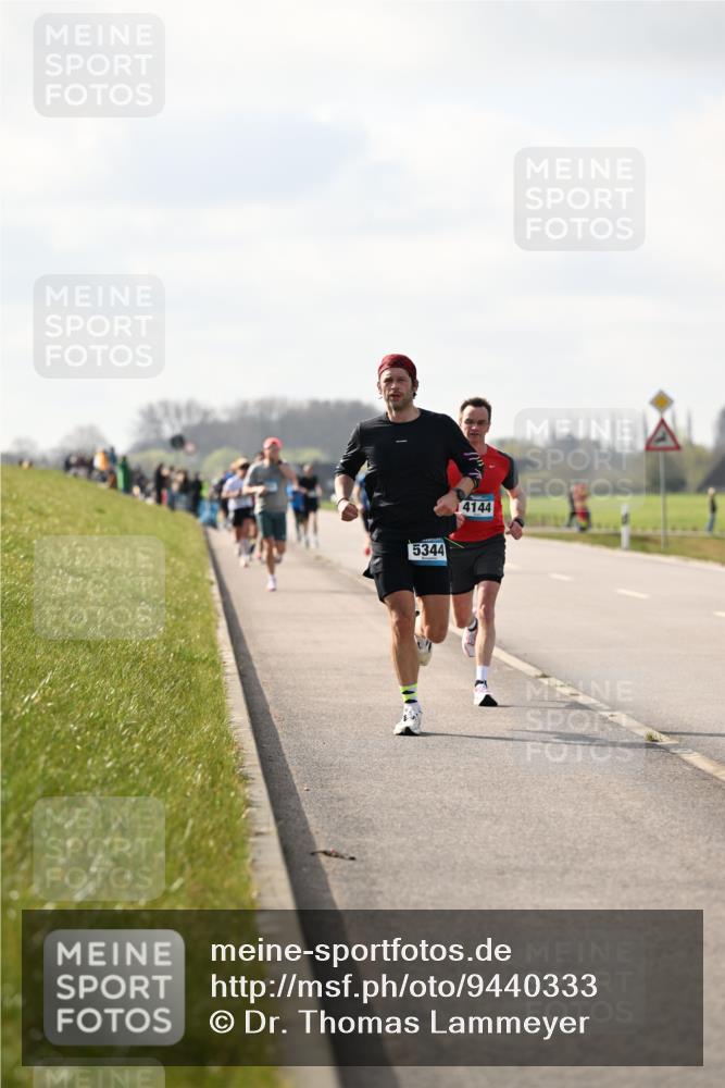 12.04.2026 - 45. Internationalen Wilhelmsburger Insellauf Dr. Thomas Lammeyer http://msf.ph/oto/9440333 12.04.2026 10:04:46 Laufen 5344, 4144 meine-sportfotos.de