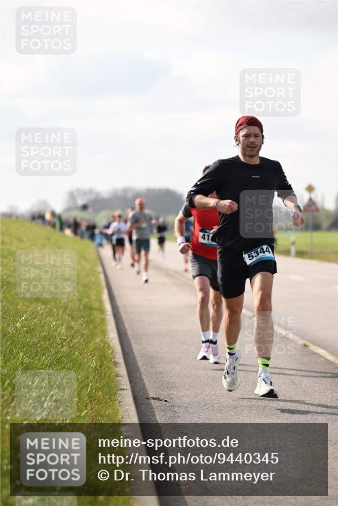 12.04.2026 - 45. Internationalen Wilhelmsburger Insellauf Dr. Thomas Lammeyer http://msf.ph/oto/9440345 12.04.2026 10:04:48 Laufen 41, 5344 meine-sportfotos.de