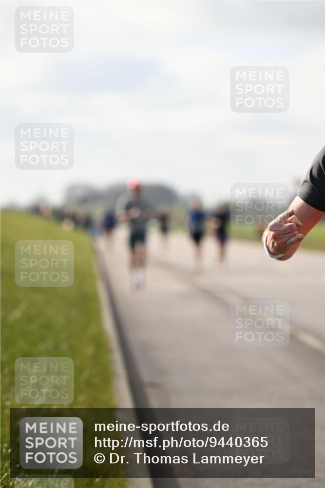 12.04.2026 - 45. Internationalen Wilhelmsburger Insellauf Dr. Thomas Lammeyer http://msf.ph/oto/9440365 12.04.2026 10:04:51 Laufen  meine-sportfotos.de