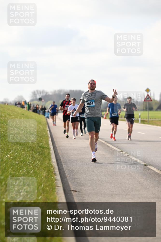 12.04.2026 - 45. Internationalen Wilhelmsburger Insellauf Dr. Thomas Lammeyer http://msf.ph/oto/9440381 12.04.2026 10:04:53 Laufen 4651 meine-sportfotos.de