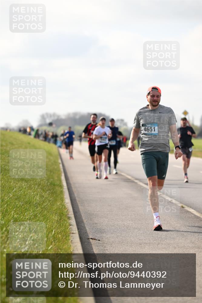 12.04.2026 - 45. Internationalen Wilhelmsburger Insellauf Dr. Thomas Lammeyer http://msf.ph/oto/9440392 12.04.2026 10:04:55 Laufen 4651 meine-sportfotos.de